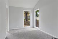 10754 Suffolk Circle, Omaha, NE 68127
