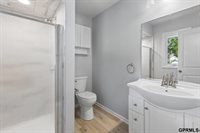 10754 Suffolk Circle, Omaha, NE 68127