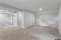 10754 Suffolk Circle, Omaha, NE 68127