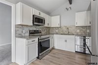 10754 Suffolk Circle, Omaha, NE 68127