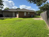 408 Brookside Drive, Bryan, TX 77801