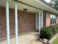 408 Brookside Drive, Bryan, TX 77801