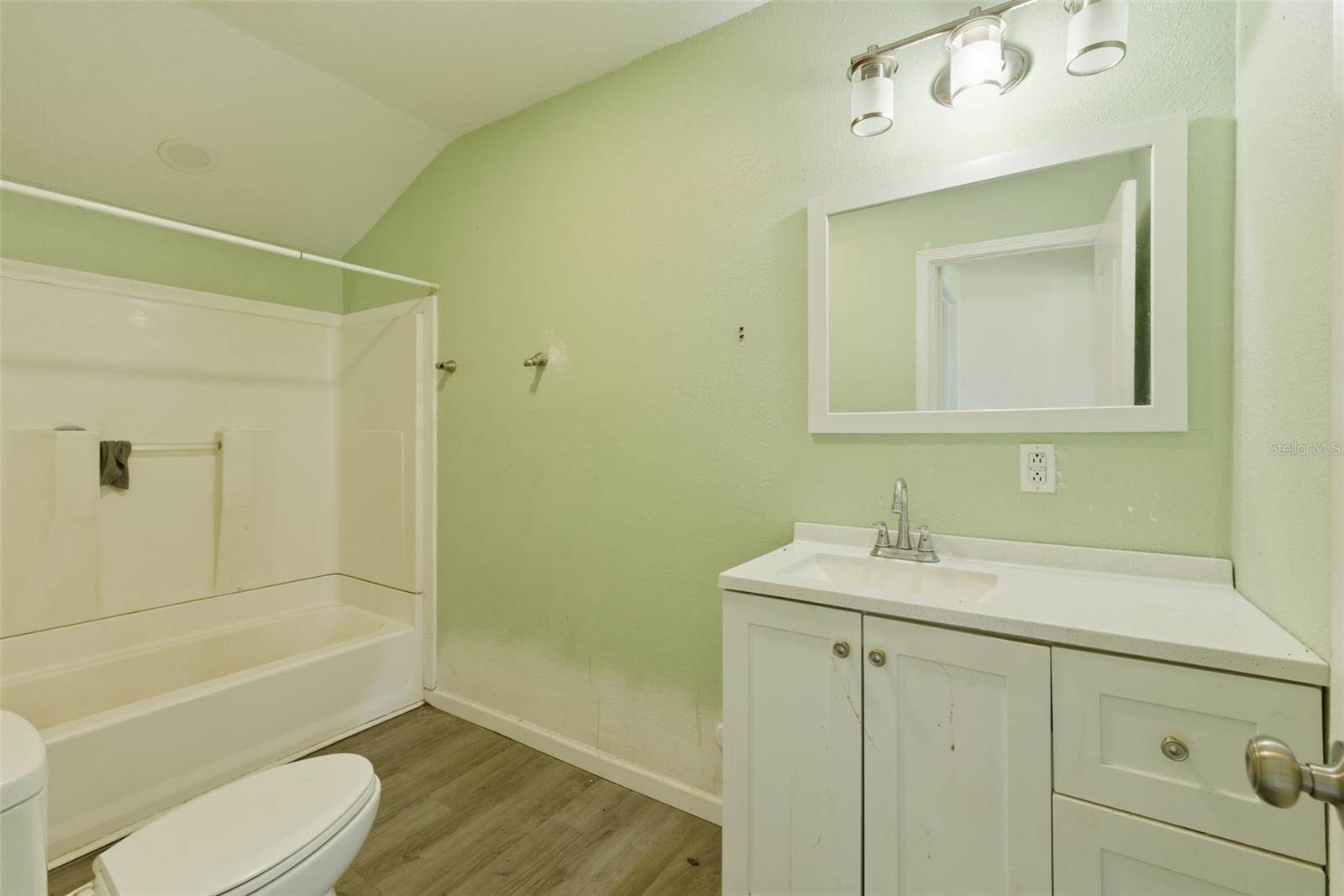 5205 East 11TH Street, Panama City, FL 32404