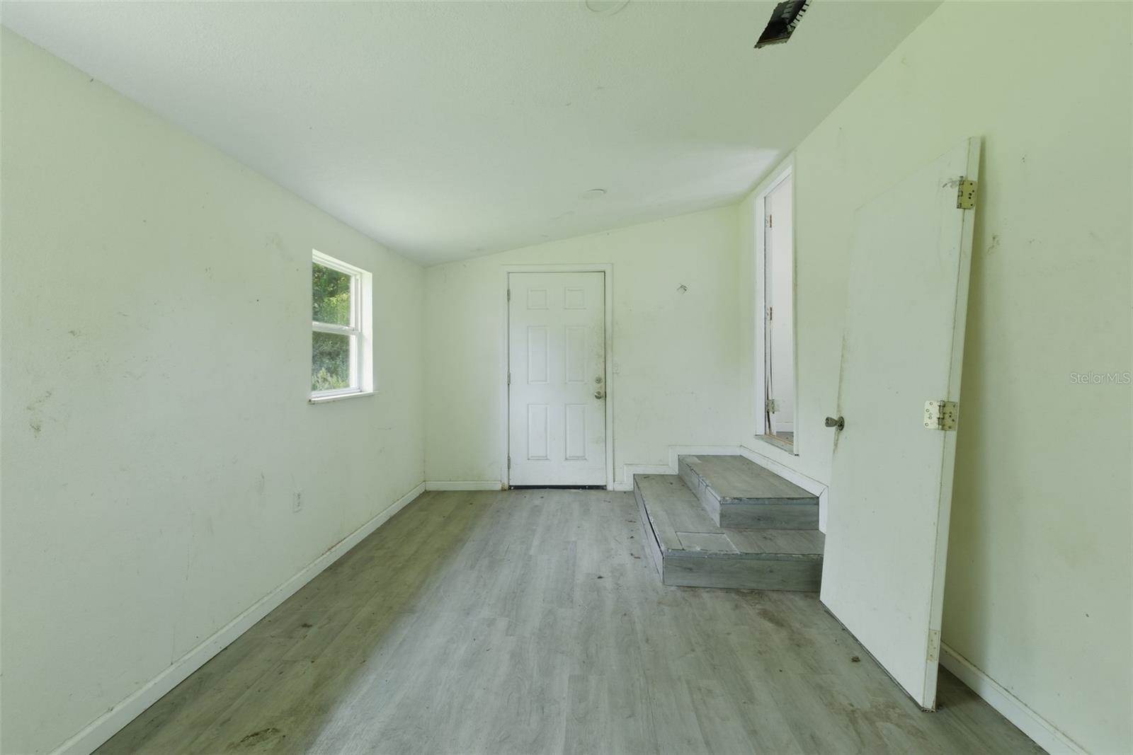 5205 East 11TH Street, Panama City, FL 32404