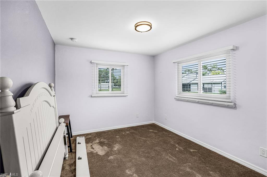 34 Hamlin Ct, Lehigh Acres, FL 33936