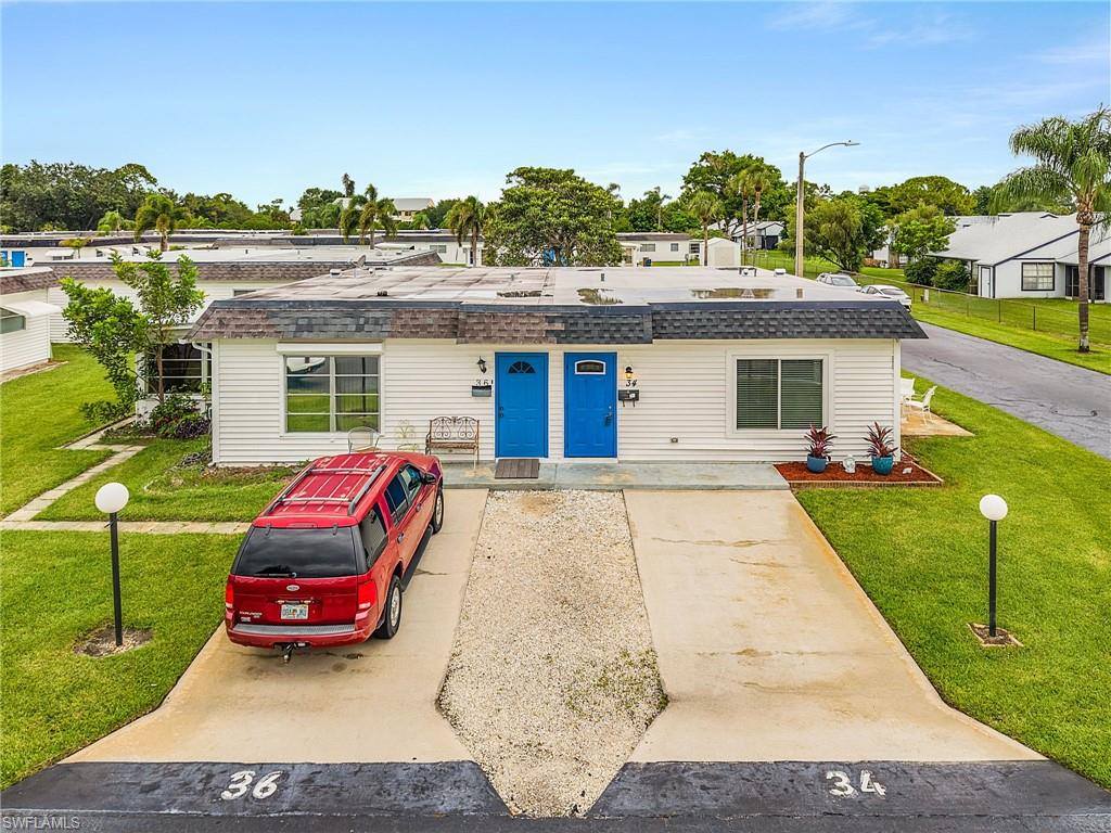 34 Hamlin Ct, Lehigh Acres, FL 33936