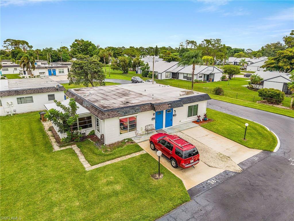 34 Hamlin Ct, Lehigh Acres, FL 33936