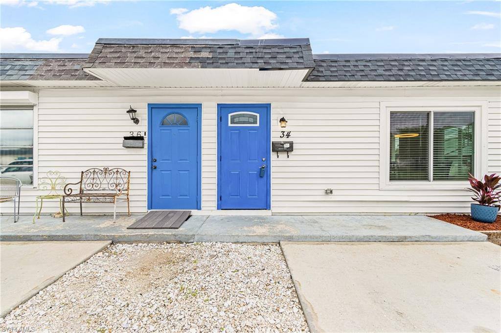 34 Hamlin Ct, Lehigh Acres, FL 33936