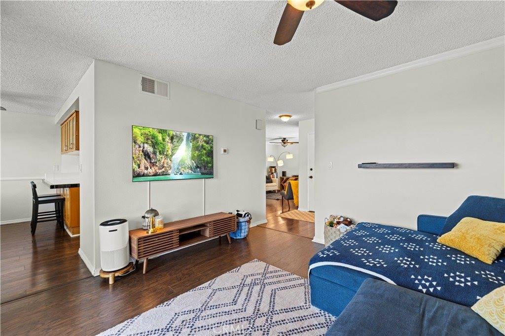 15614 Crestview Lane, Granada Hills, CA 91344