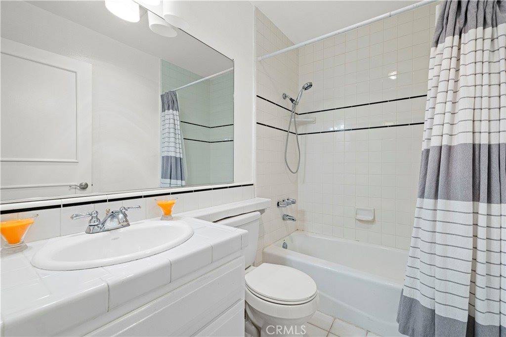 15614 Crestview Lane, Granada Hills, CA 91344