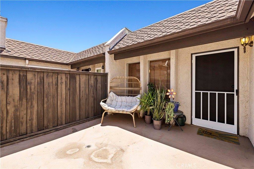 15614 Crestview Lane, Granada Hills, CA 91344