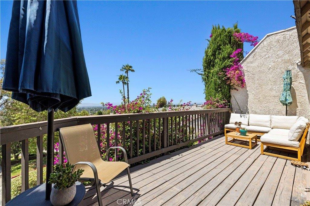 15614 Crestview Lane, Granada Hills, CA 91344