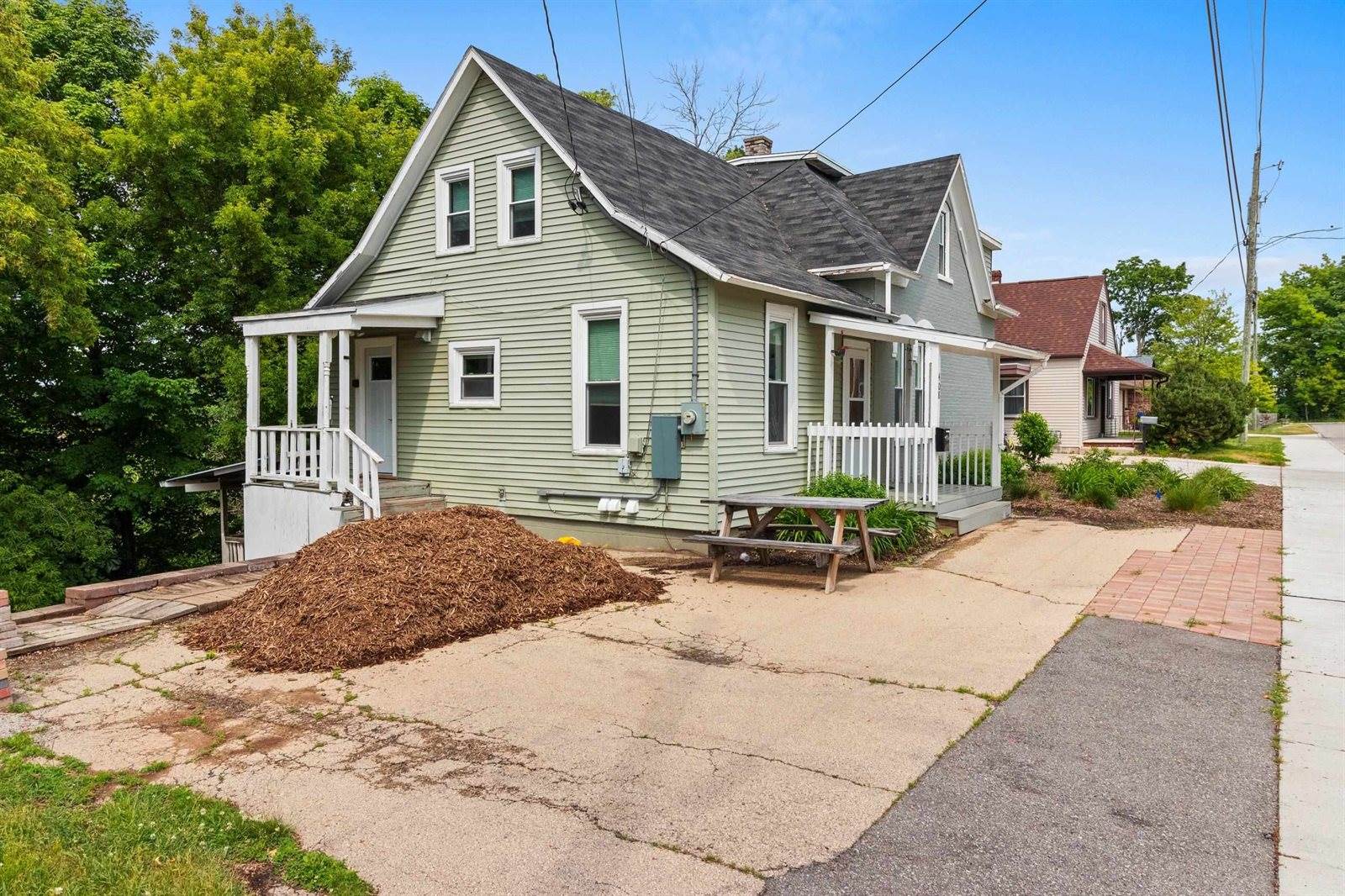 408 Dixon Street, Kaukauna, WI 54130