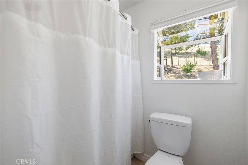 28235 Royal Road, Castaic, CA 91384