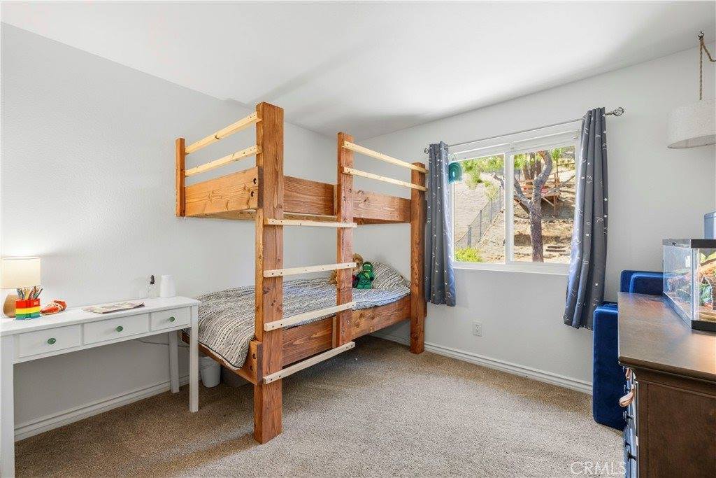 28235 Royal Road, Castaic, CA 91384