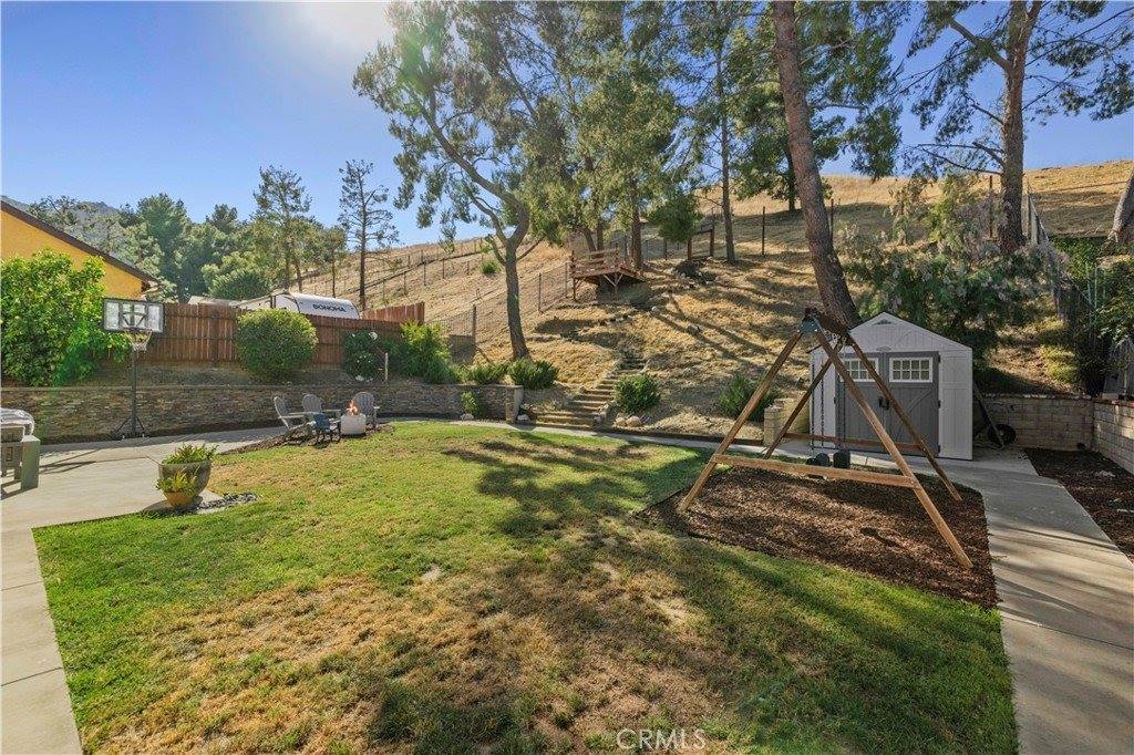 28235 Royal Road, Castaic, CA 91384