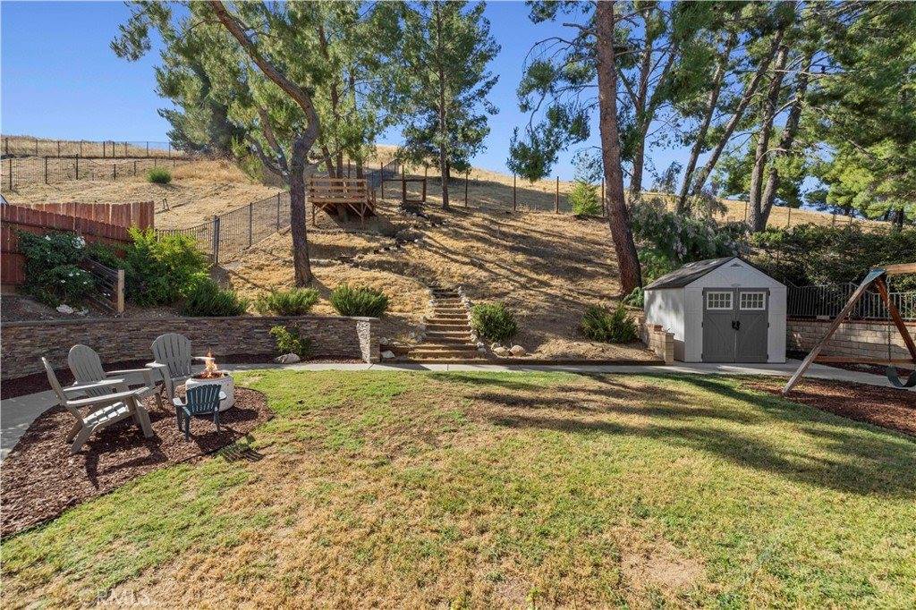 28235 Royal Road, Castaic, CA 91384