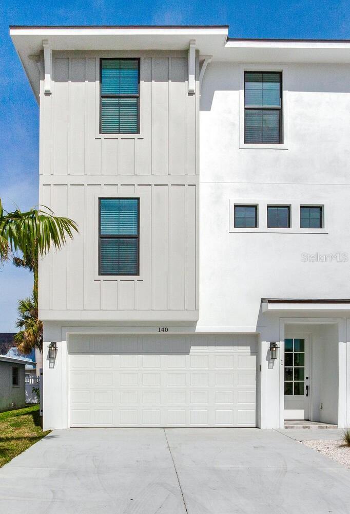 140 174TH Avenue East, Redington Shores, FL 33708