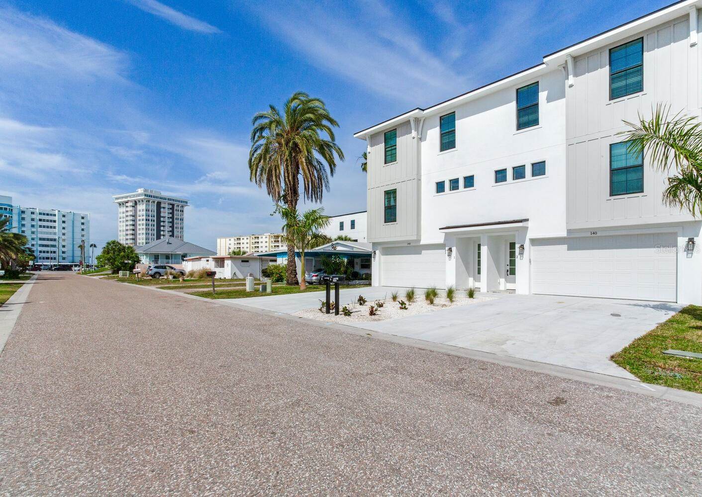 140 174TH Avenue East, Redington Shores, FL 33708