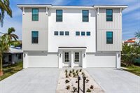 140 174TH Avenue East, Redington Shores, FL 33708