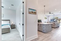 140 174TH Avenue East, Redington Shores, FL 33708