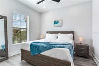 140 174TH Avenue East, Redington Shores, FL 33708