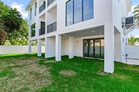 140 174TH Avenue East, Redington Shores, FL 33708
