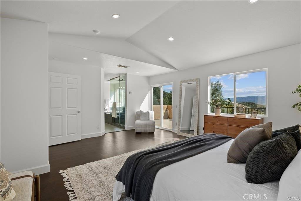 29052 Madrid Place, Castaic, CA 91384