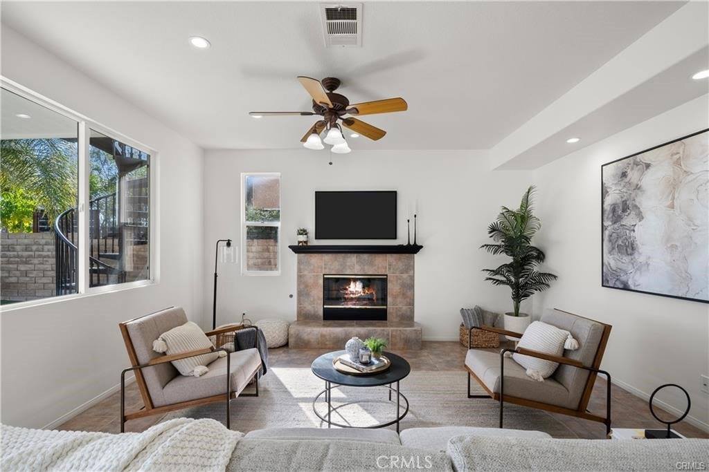 29052 Madrid Place, Castaic, CA 91384