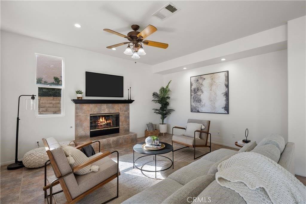 29052 Madrid Place, Castaic, CA 91384
