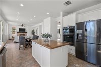 29052 Madrid Place, Castaic, CA 91384