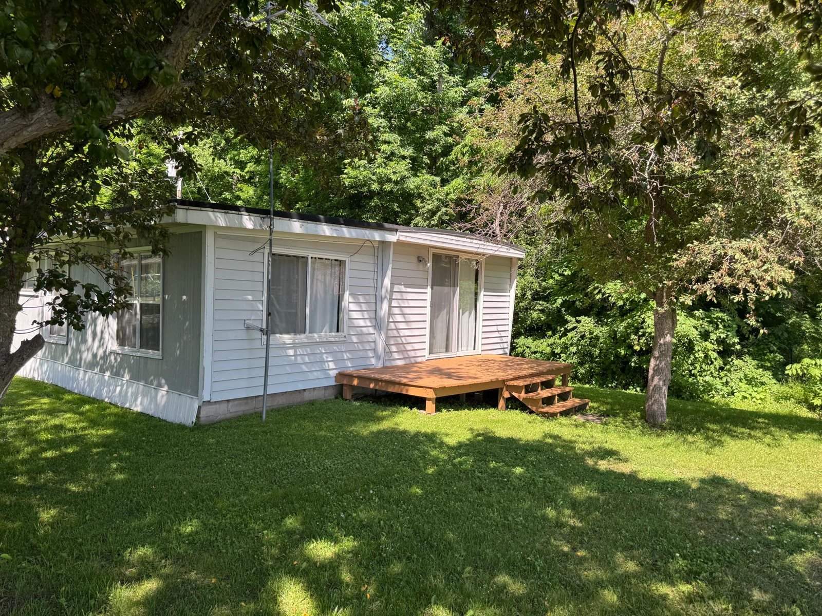 3037 Viewpoint Road, Isle, MN 56342