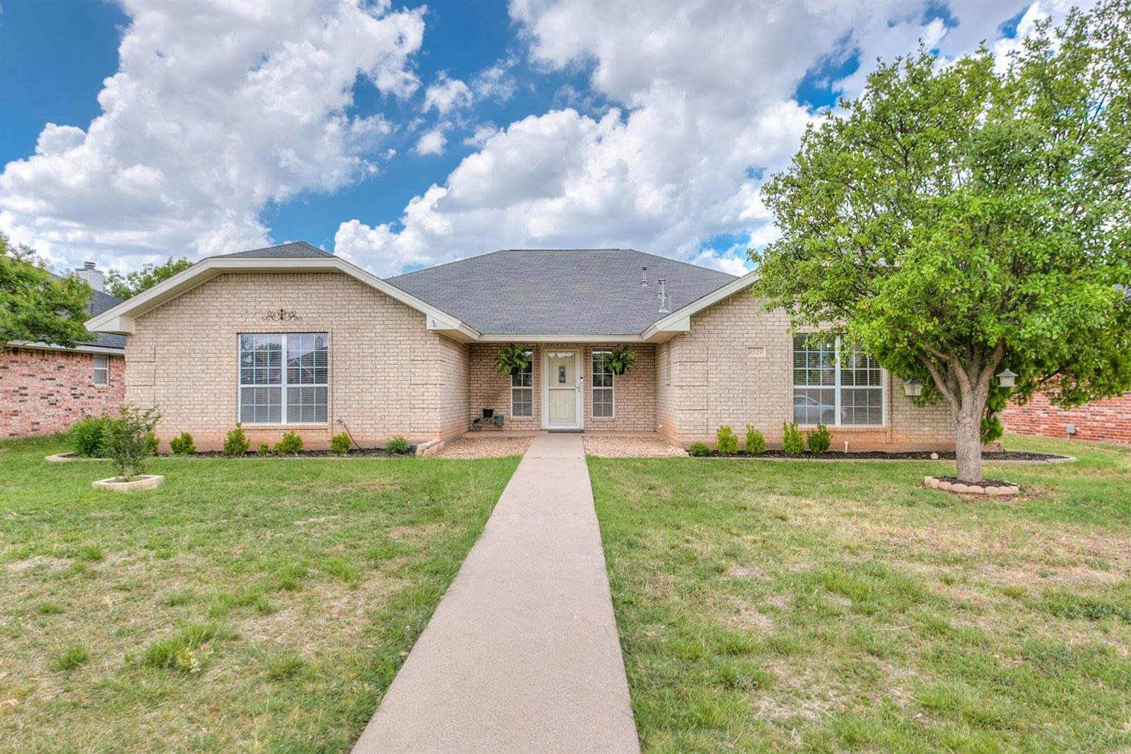 4929 Royal Oak Drive, San Angelo, TX 76904