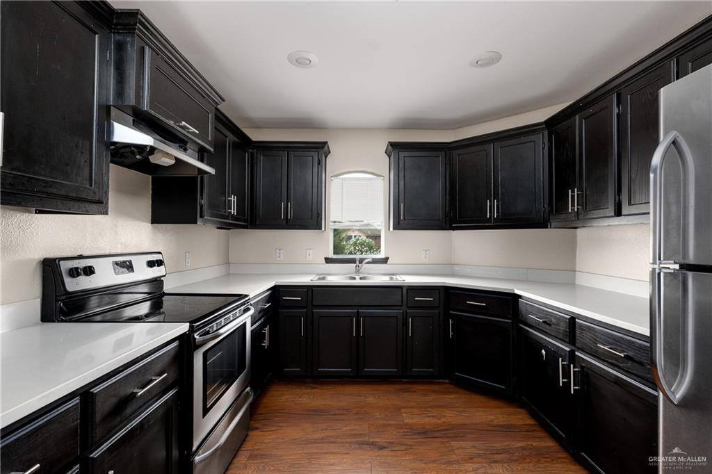 1403 West Kiwi Avenue, Pharr, TX 78577