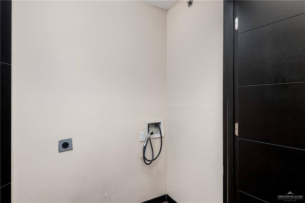 1403 West Kiwi Avenue, Pharr, TX 78577
