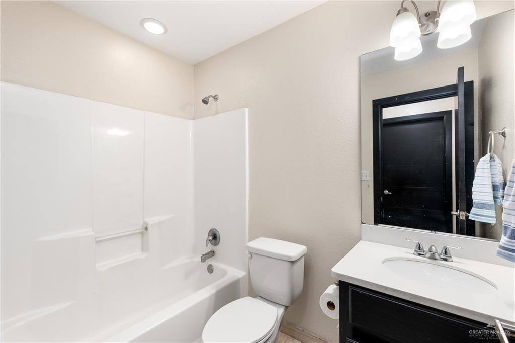 1403 West Kiwi Avenue, Pharr, TX 78577