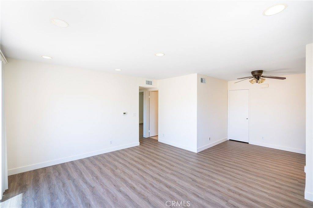 21200 Trumpet Dr #103, Newhall, CA 91321