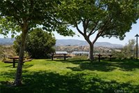 21200 Trumpet Dr #103, Newhall, CA 91321