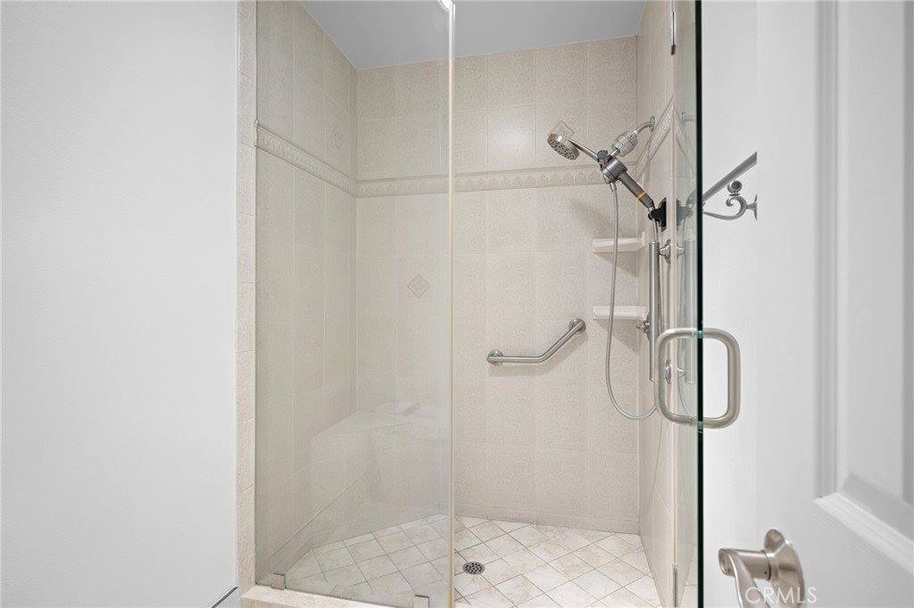 7800 Via Genova, Burbank, CA 91504