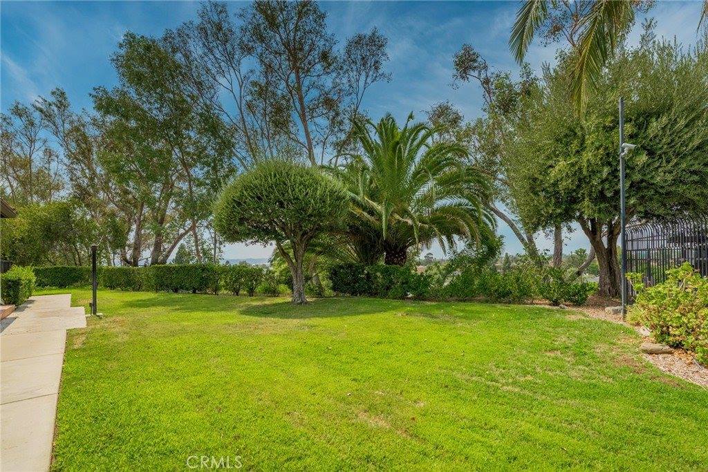 7800 Via Genova, Burbank, CA 91504