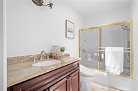7800 Via Genova, Burbank, CA 91504