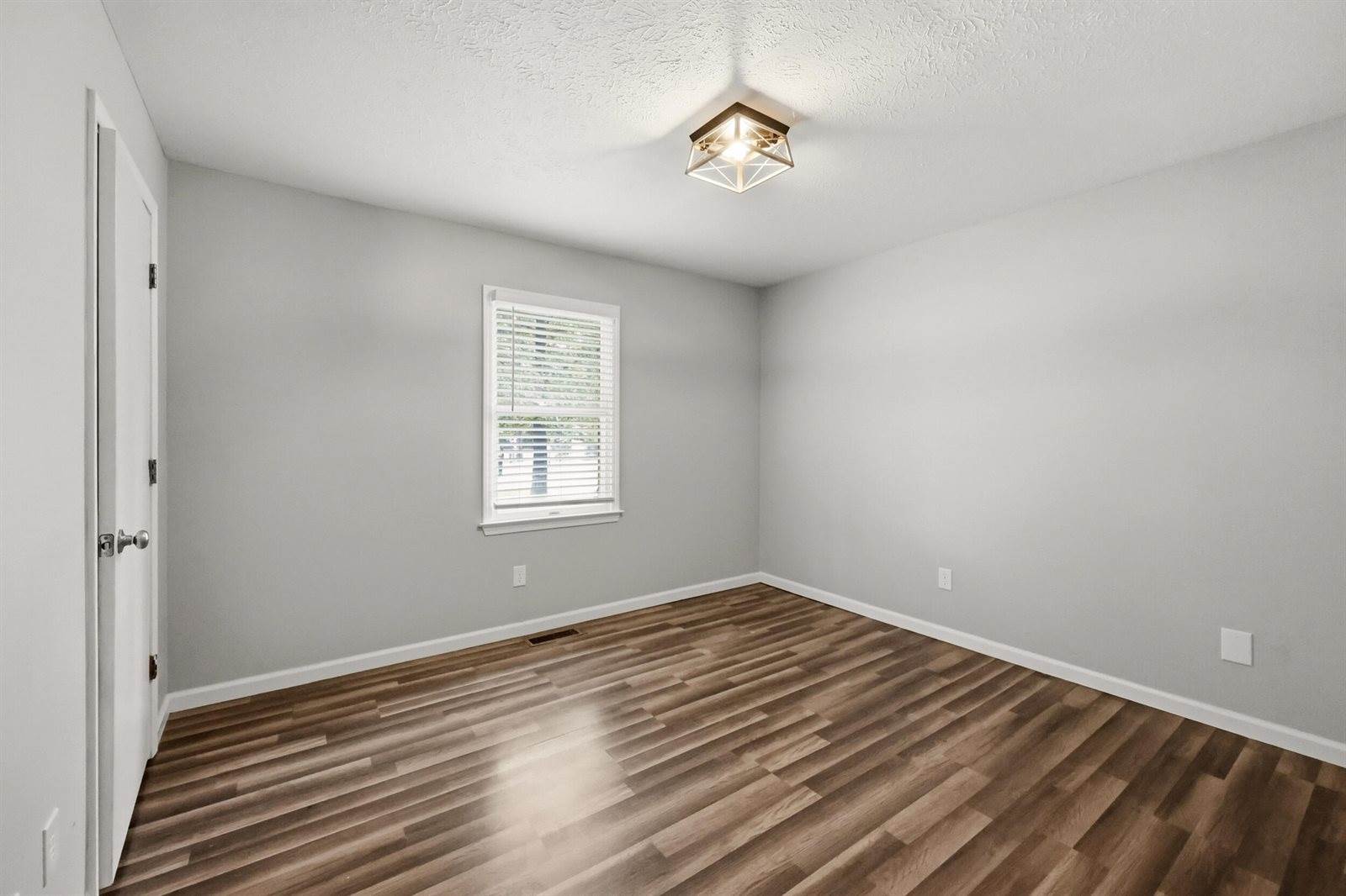 320 Sycamore Court, Frankfort, KY 40601