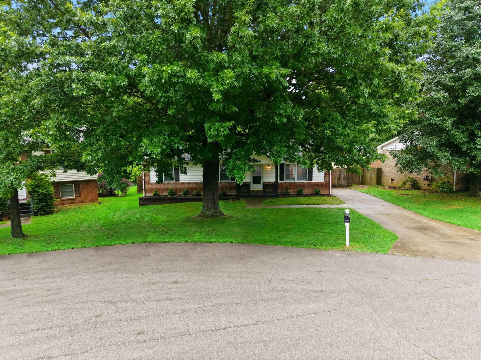 320 Sycamore Court, Frankfort, KY 40601