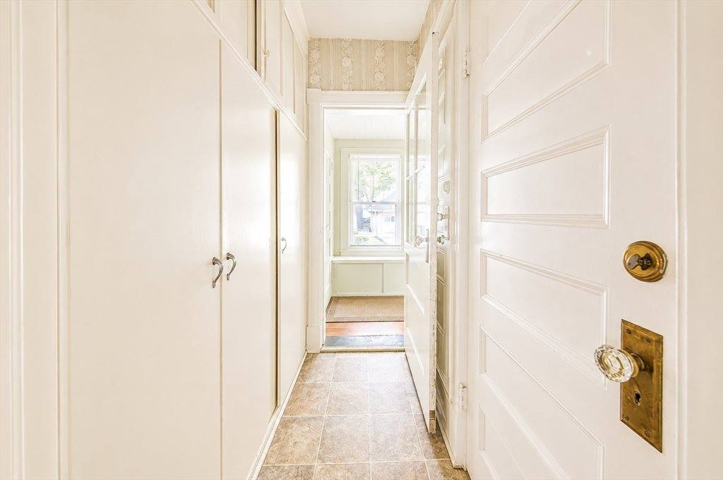 332 Forest Park Ave, Springfield, MA 01108