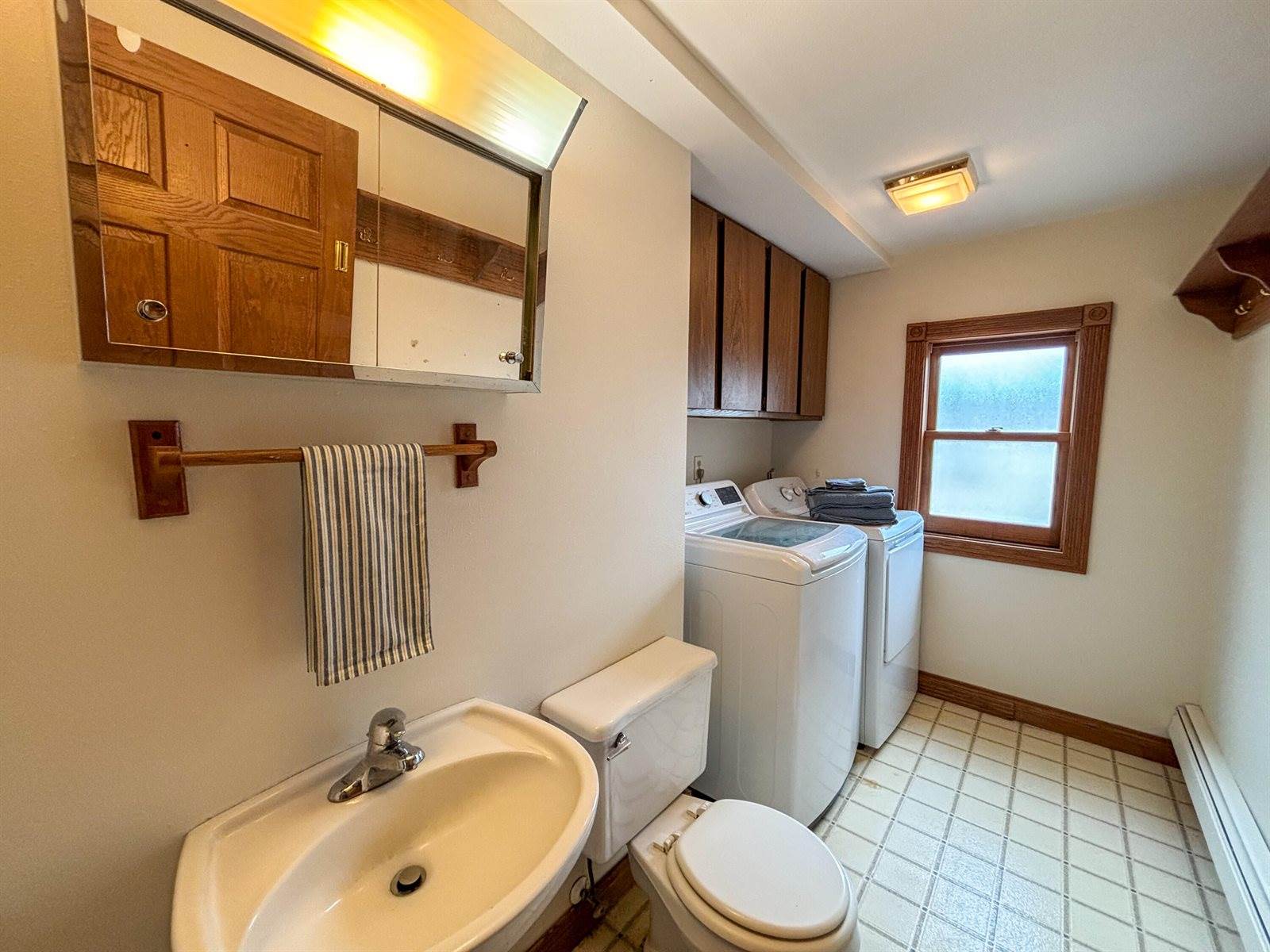 1501 Johnson St, La Crosse, WI 54601