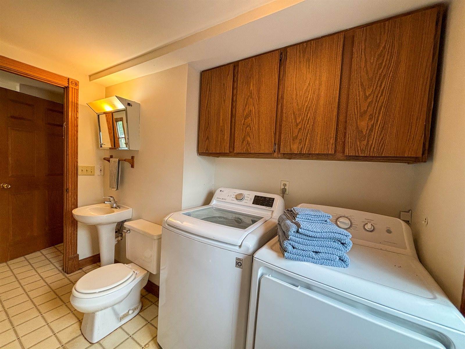 1501 Johnson St, La Crosse, WI 54601