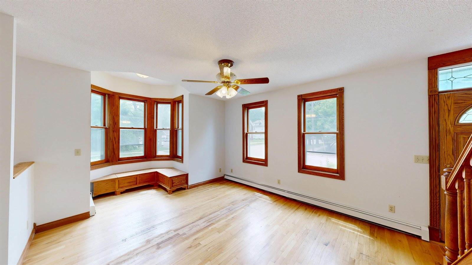 1501 Johnson St, La Crosse, WI 54601