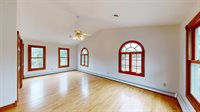 1501 Johnson St, La Crosse, WI 54601