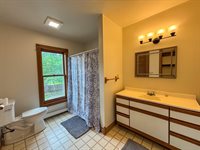 1501 Johnson St, La Crosse, WI 54601