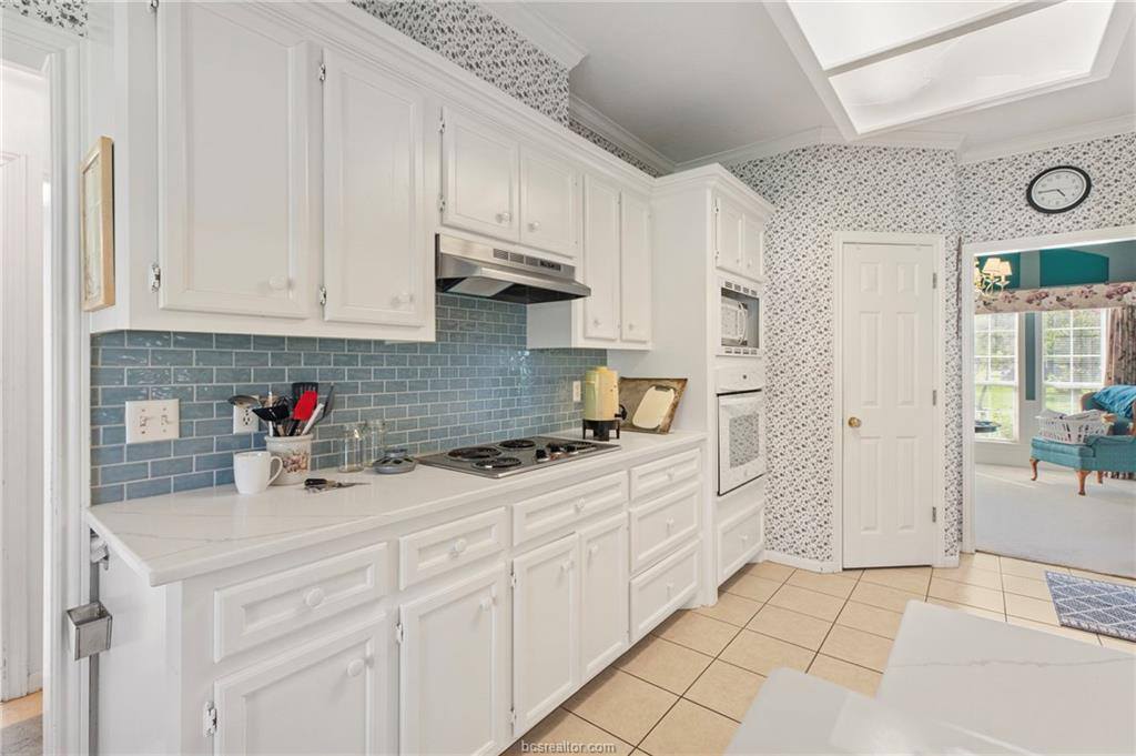 508 Shire Drive, College Station, TX 77845